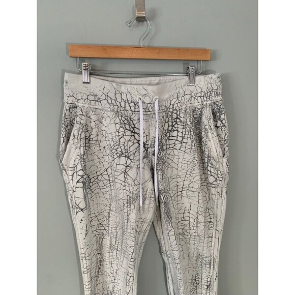 Lululemon thread dye white black 7/8 length warm down jogger sweatpants - Picture 3 of 12